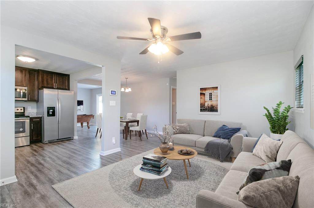 3425 Plaza Trl - Photo 1