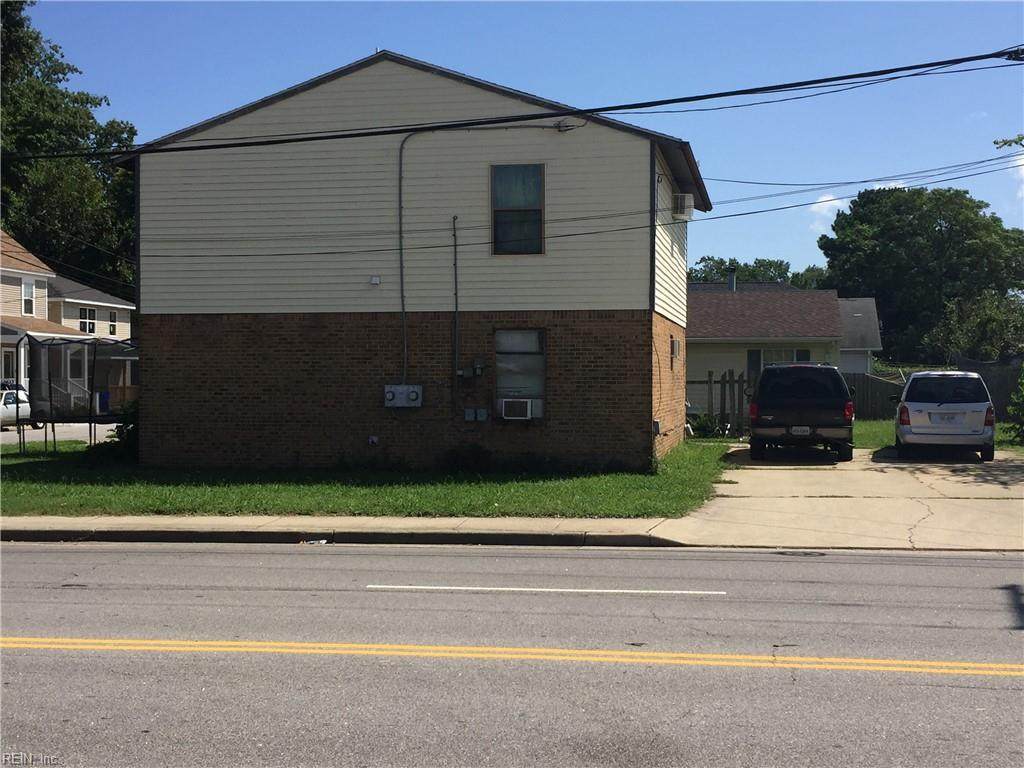 1051 Baltimore St - Photo 1