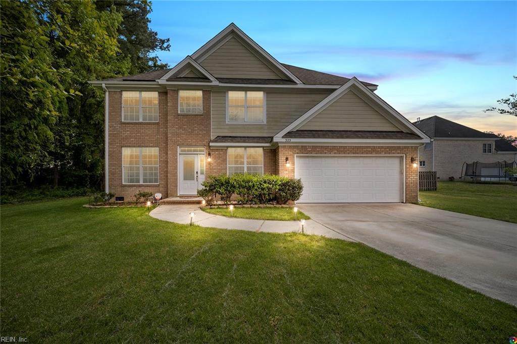 325 Clydes Way - Photo 1