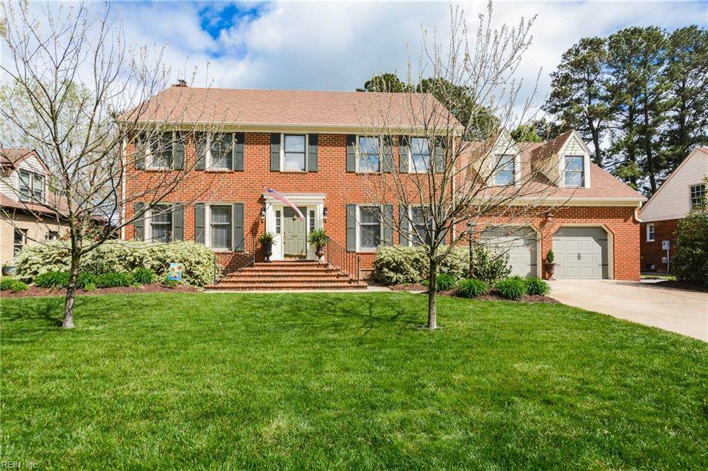 646 Wickwood Dr - Photo 1