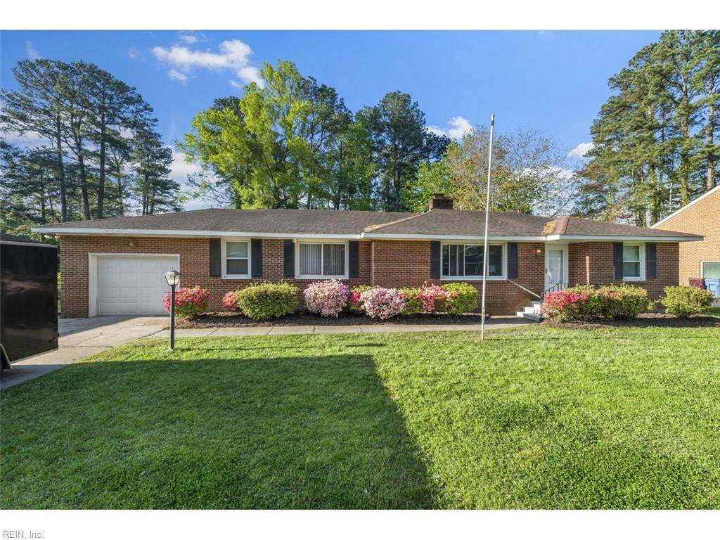129 Causeway Dr - Photo 1