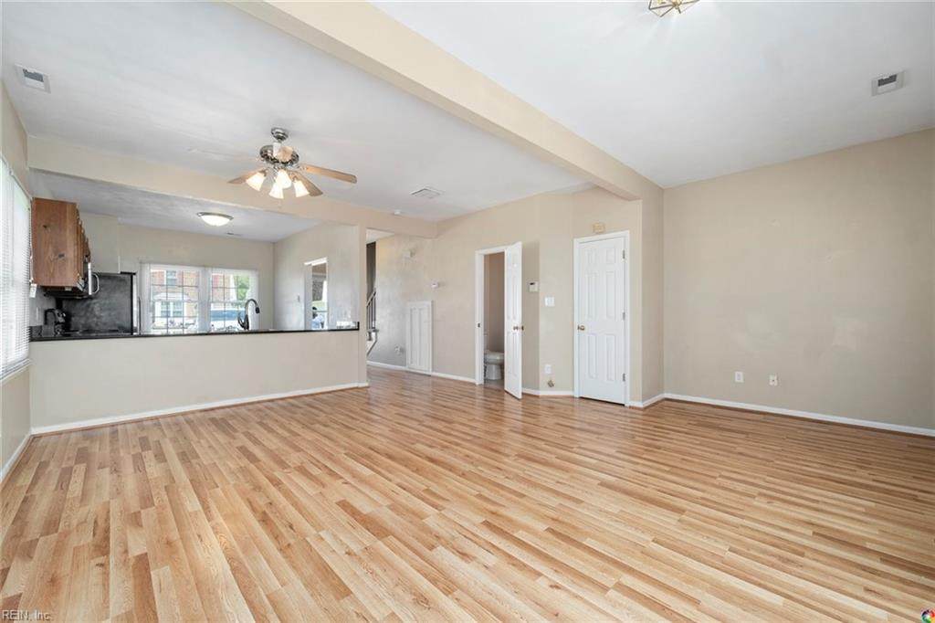 3359 Bangor Cres - Photo 1