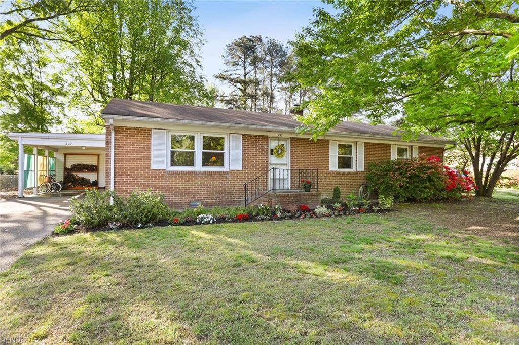 207 Waller Mill Rd - Photo 1