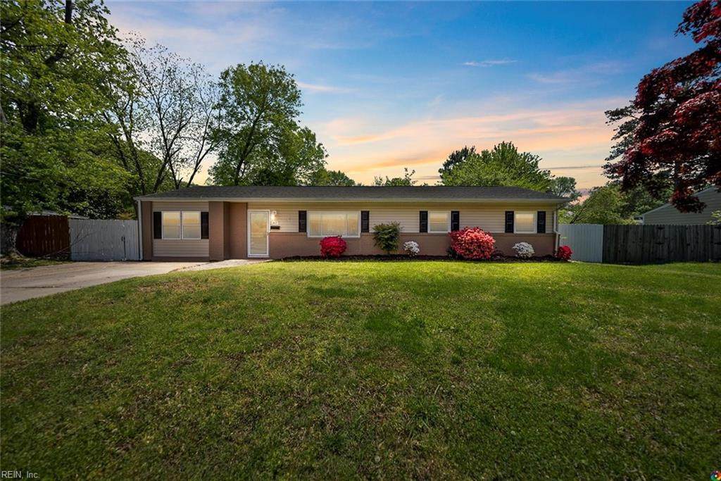 3417 Plaza Trl - Photo 1