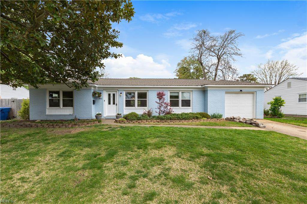 3812 Colonial Pw - Photo 1