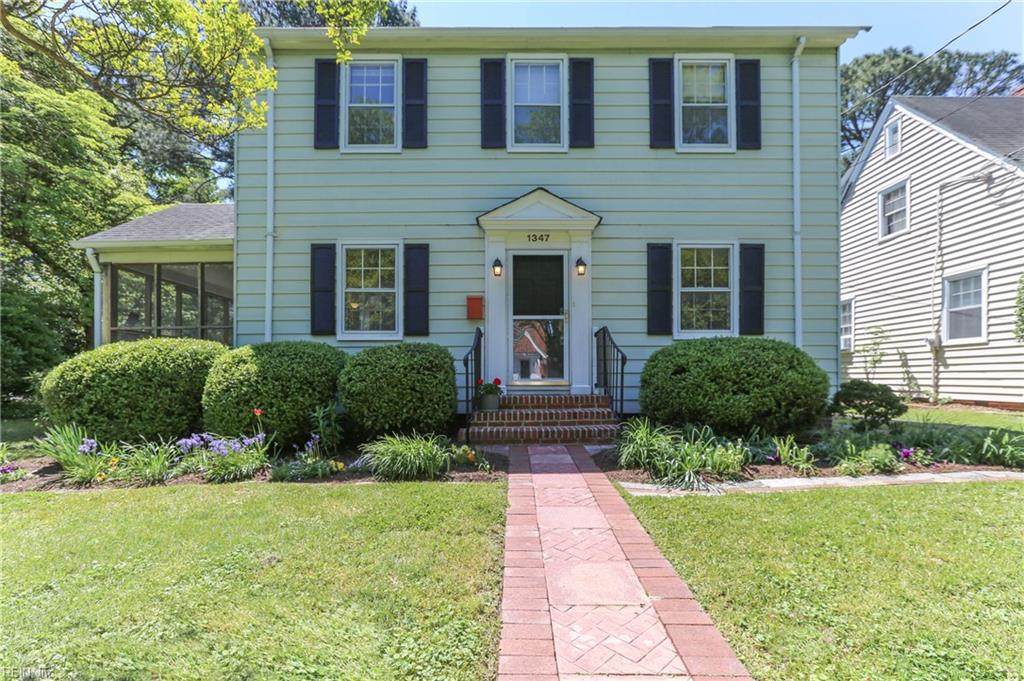 1347 Cornwall Pl - Photo 1