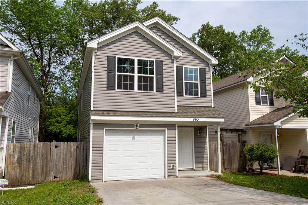 963 Railroad Ave - Photo 1