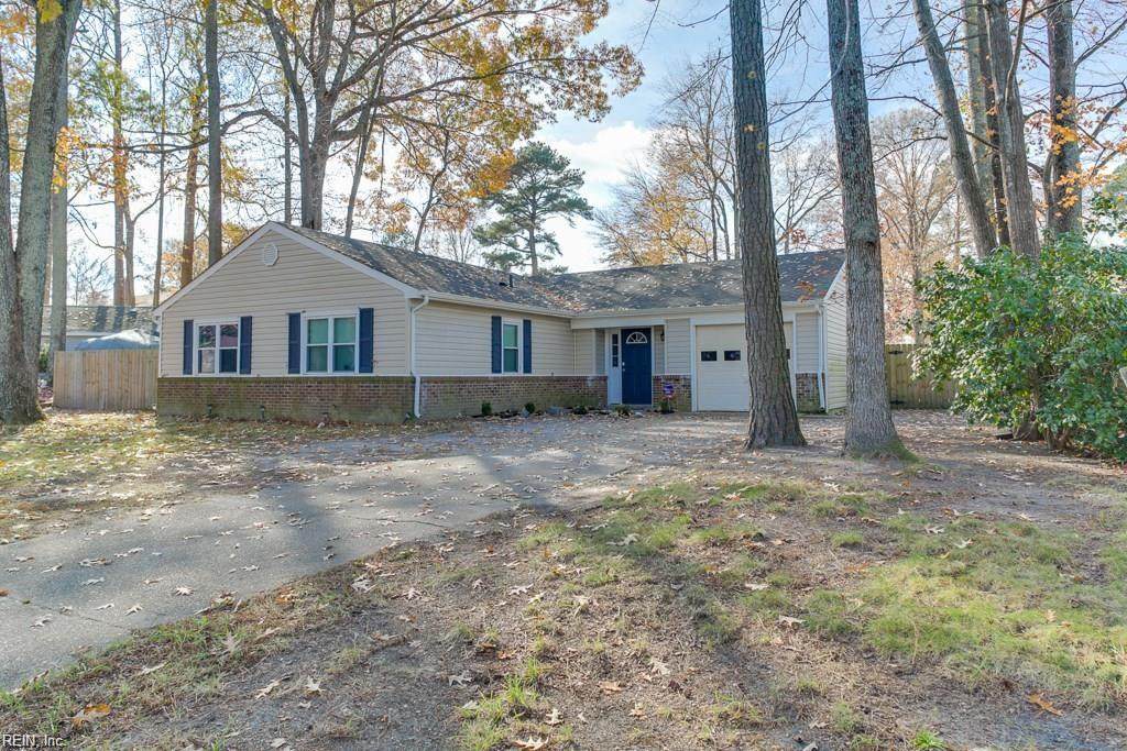 1909 Whiteface Ct - Photo 1