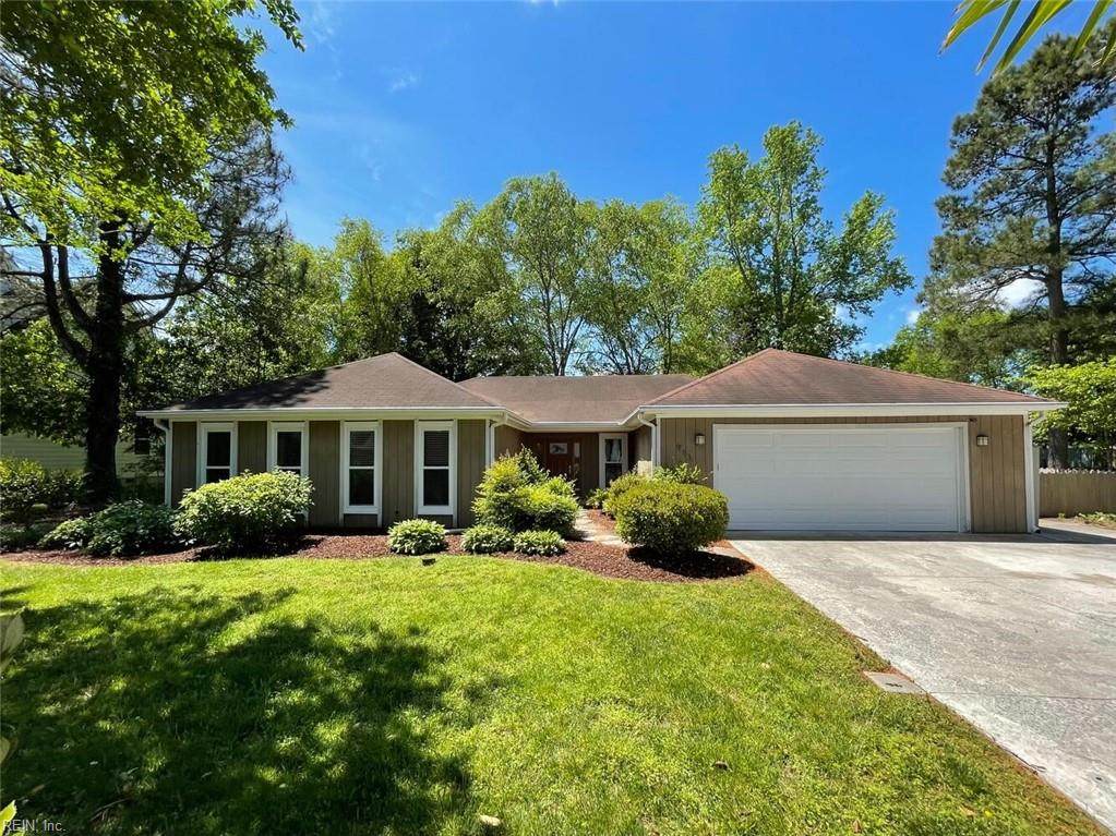 913 Los Colonis Dr - Photo 1