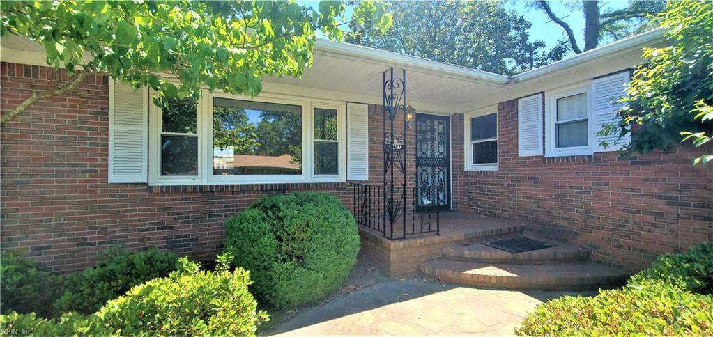 2427 Heutte Dr - Photo 1