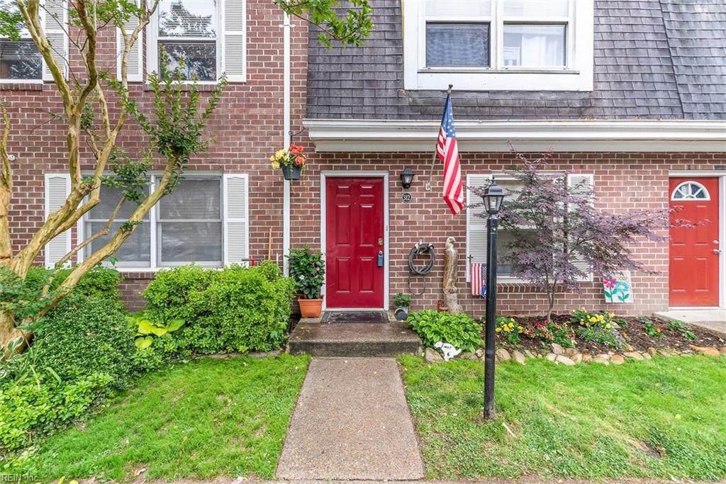 312 Susan Constant Dr - Photo 1