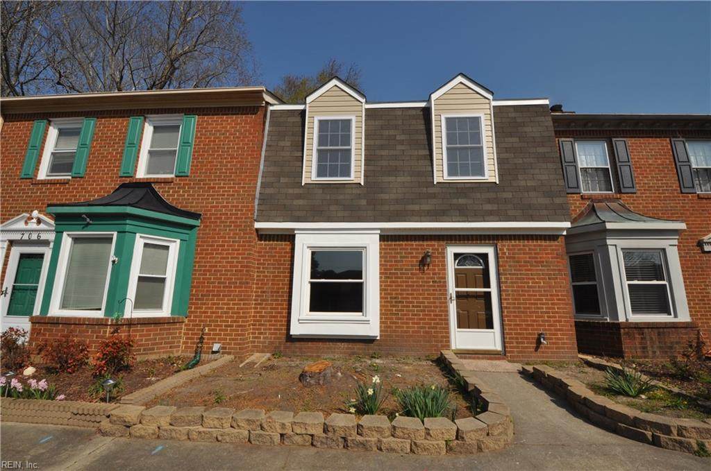 704 Basnight Ct - Photo 1