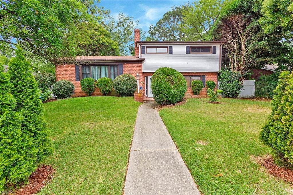 9 Brookfield Dr - Photo 1