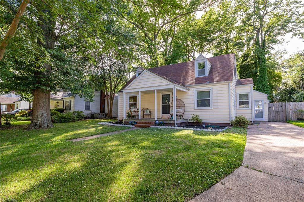 7709 Gloucester Ave - Photo 1