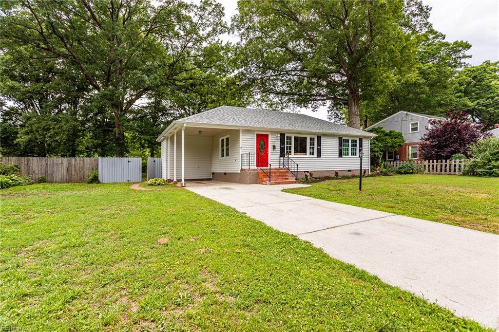 1193 Tyler Ave - Photo 1
