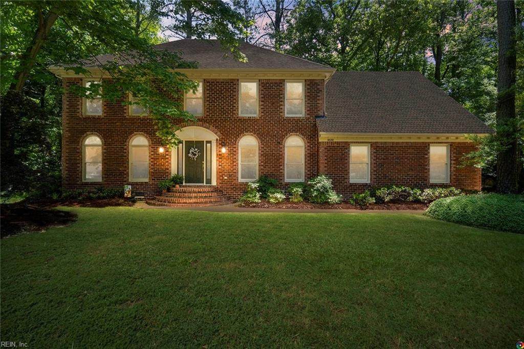 1020 Forest Lakes Dr - Photo 1