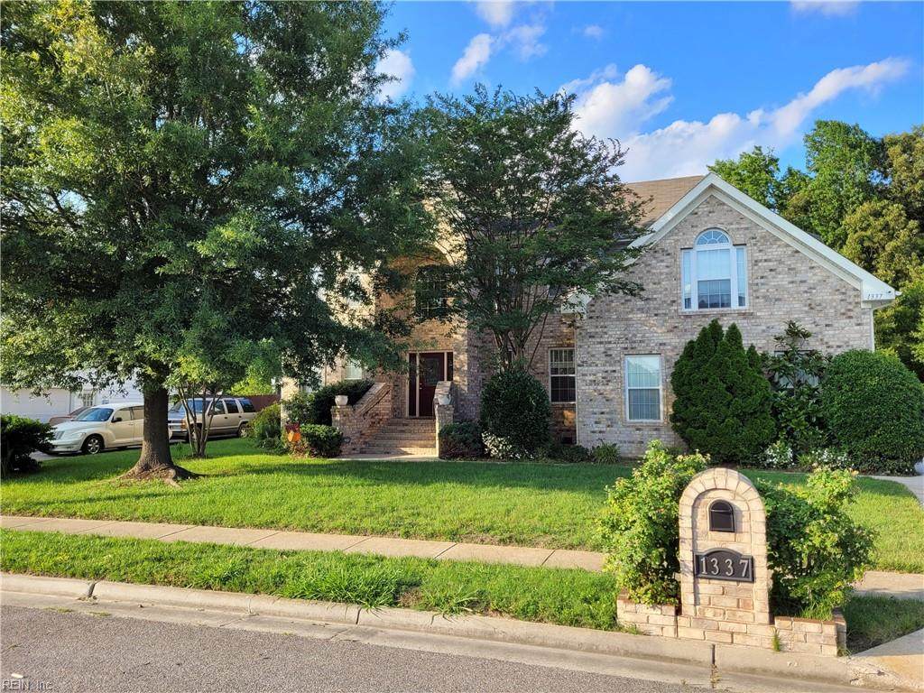 1337 Dominion Lakes Blvd - Photo 1