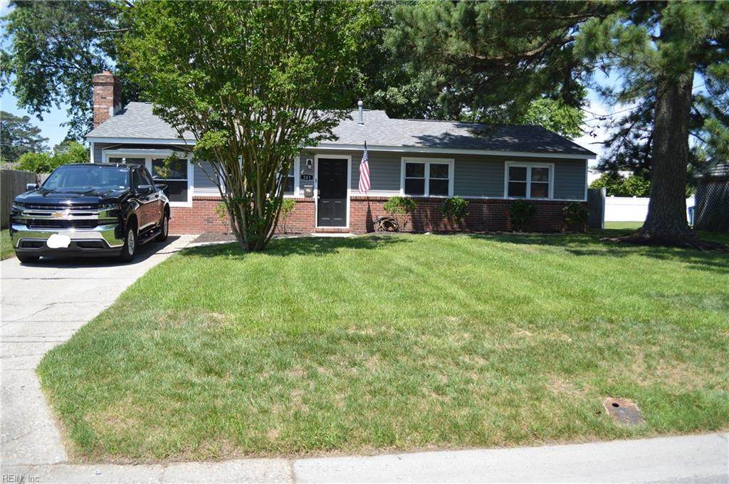 241 Waverly Dr - Photo 1