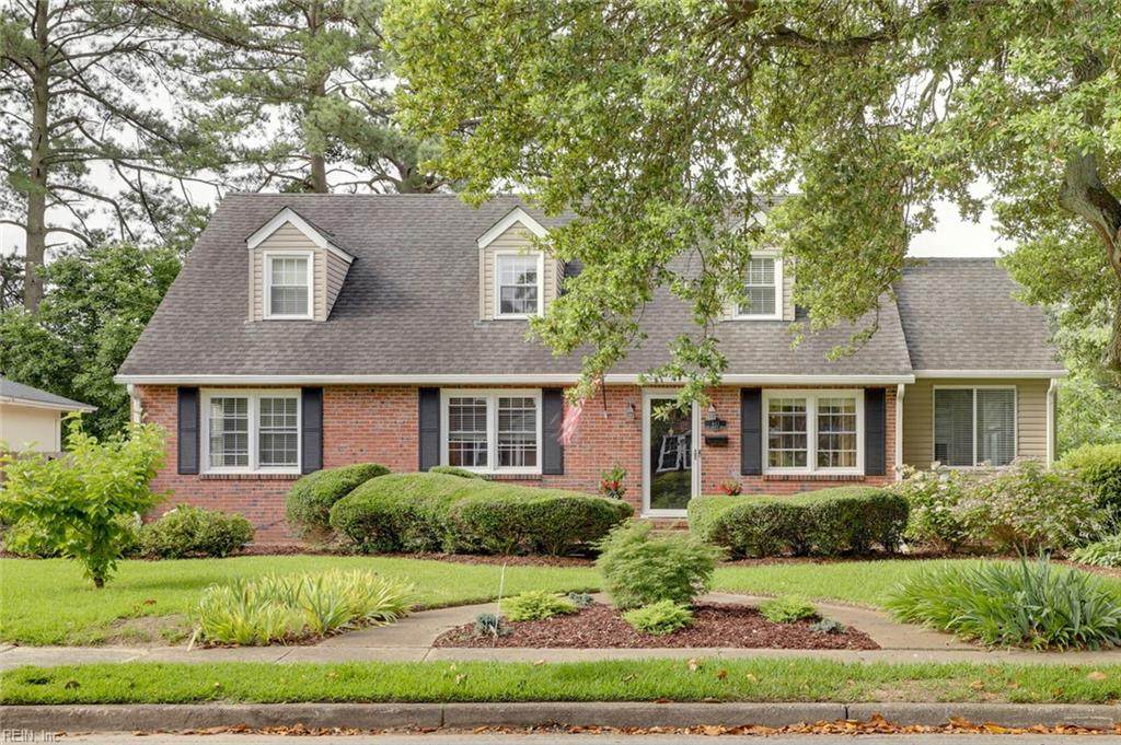 445 Oak Grove Rd - Photo 1