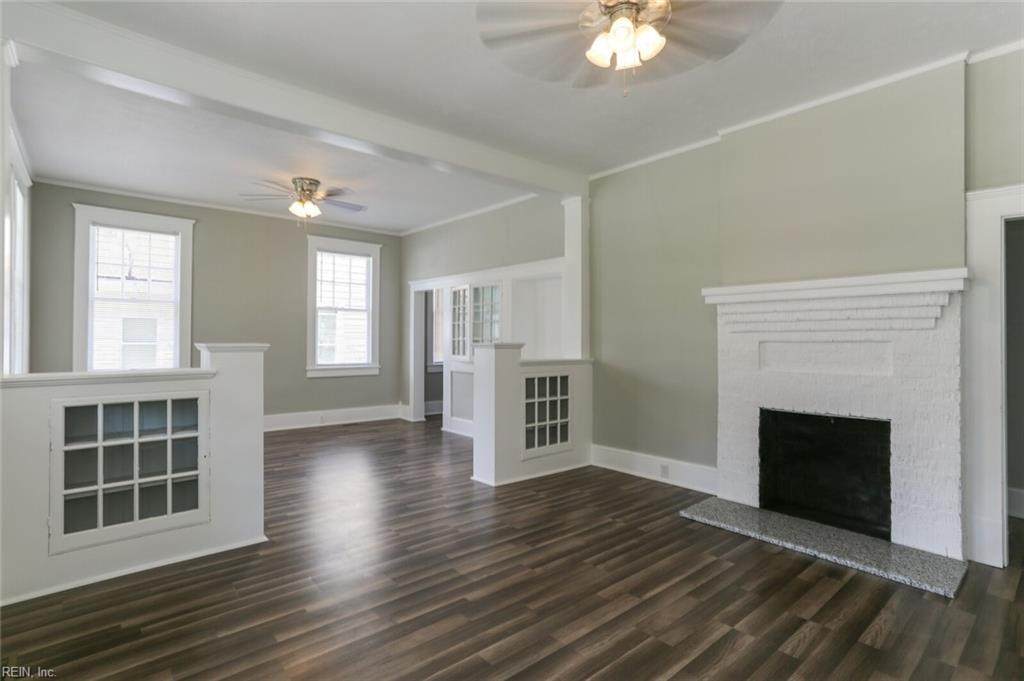 118 Broad St - Photo 1