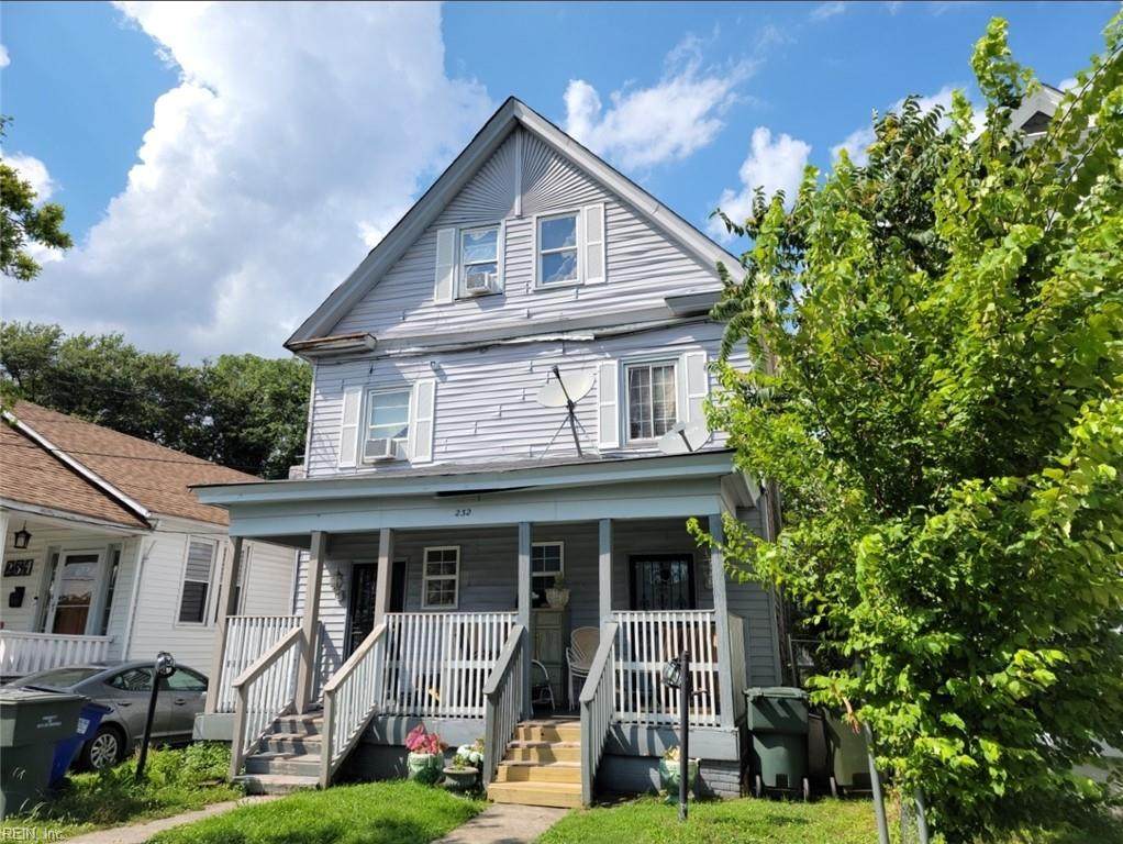 232 28th St - Photo 1