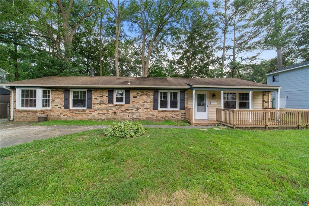 3225 Northgate Dr - Photo 1