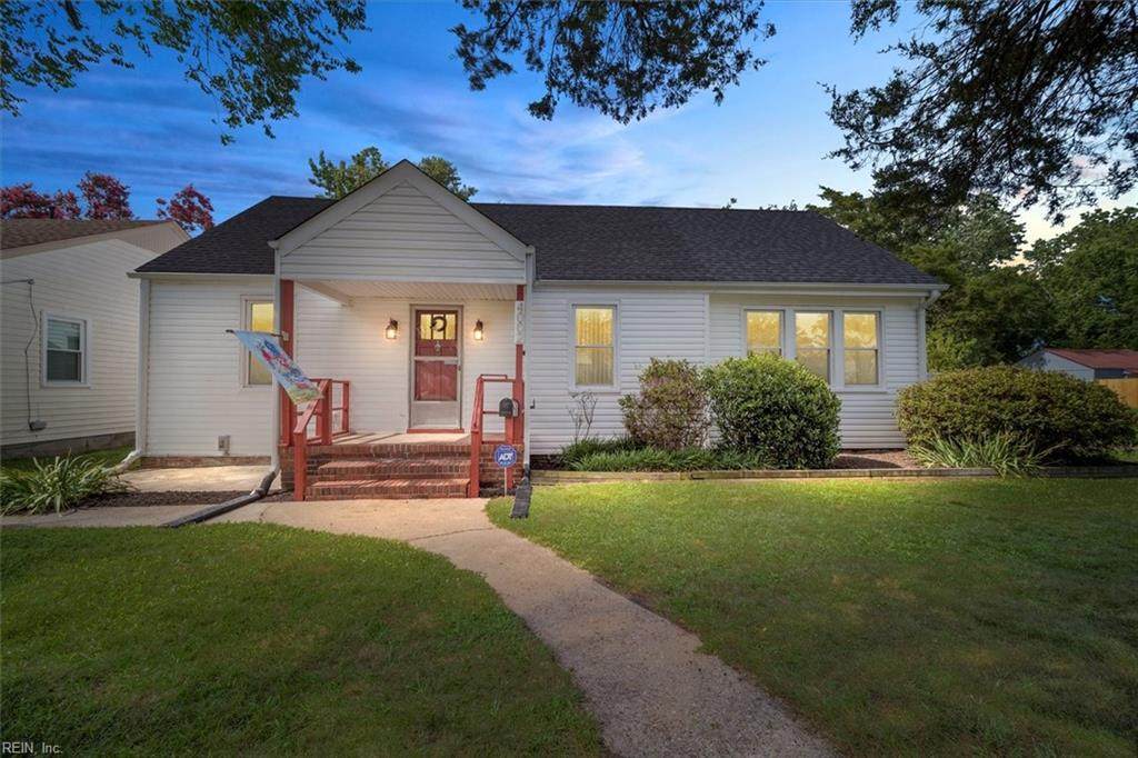 4002 Griffin St - Photo 1