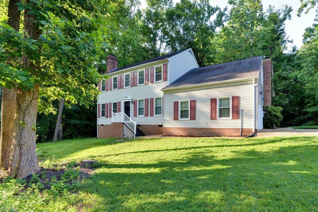 106 Huntingdon Rd - Photo 1