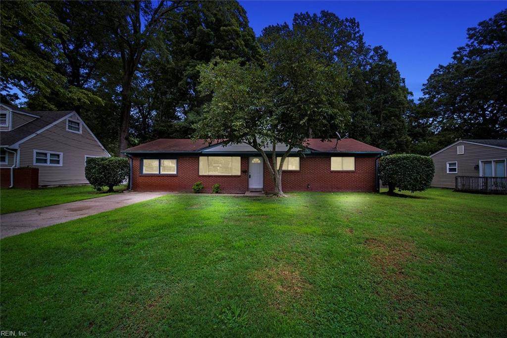 416 Rose Marie Ave - Photo 1