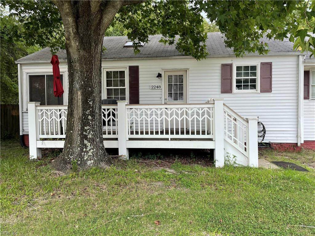 2248 Potters Rd - Photo 1