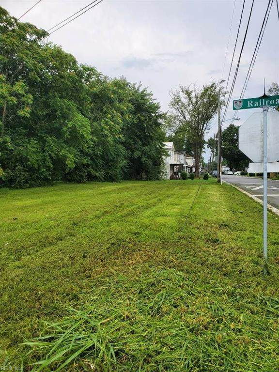 1101 Railroad Ave - Photo 1