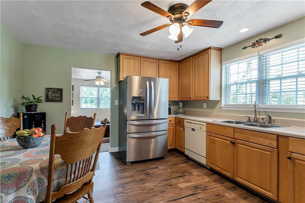 2617 Benefit Rd - Photo 1