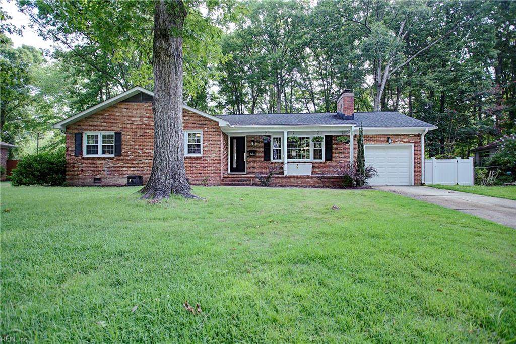 304 Dominion Dr - Photo 1