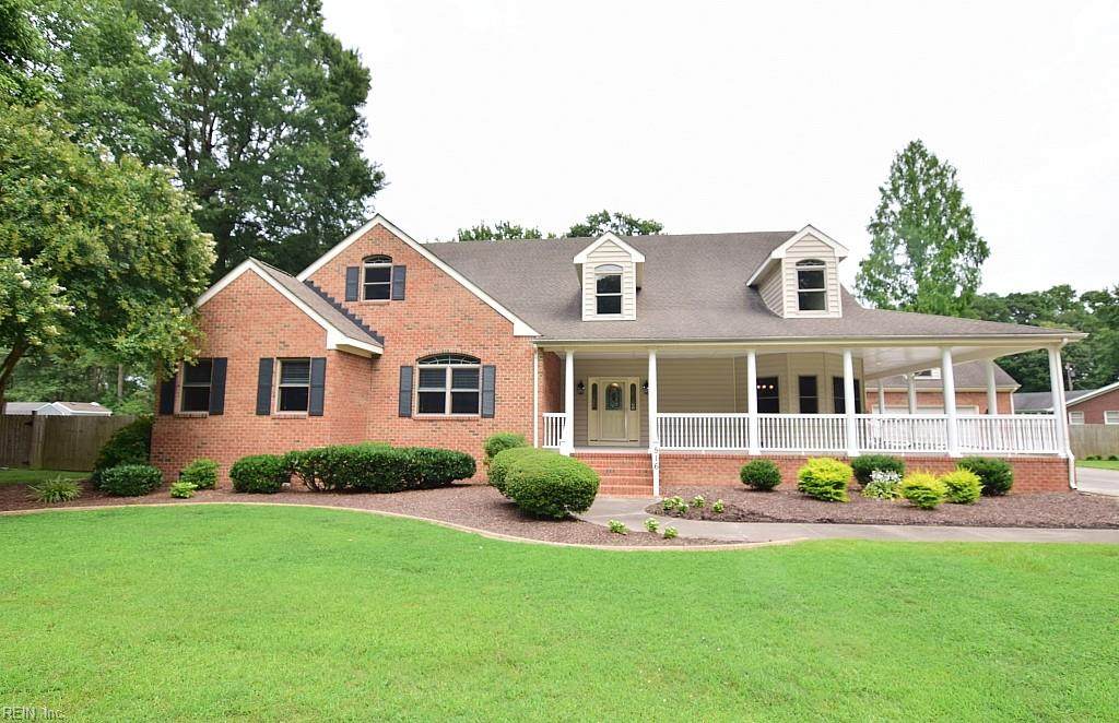 516 Baden Ave - Photo 1