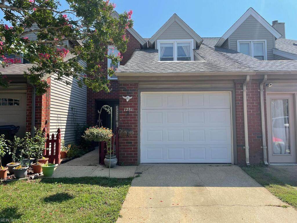 1281 Hillock Xing - Photo 1