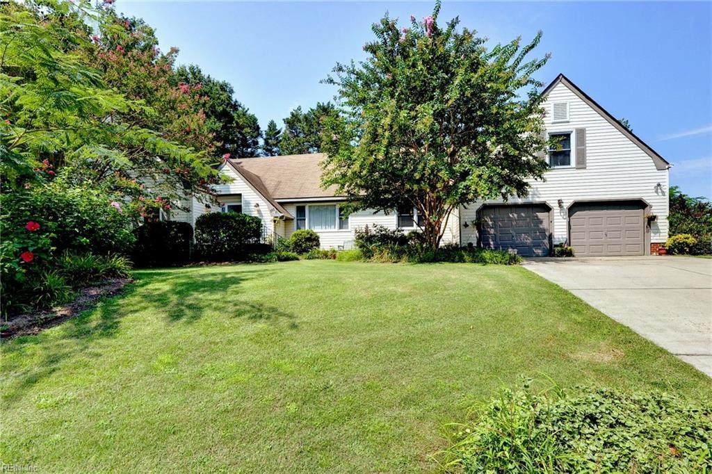 115 Lakepoint Ct - Photo 1