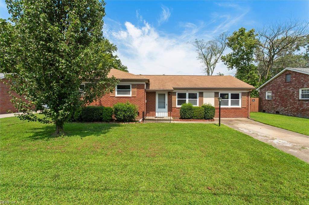 65 Longwood Dr - Photo 1