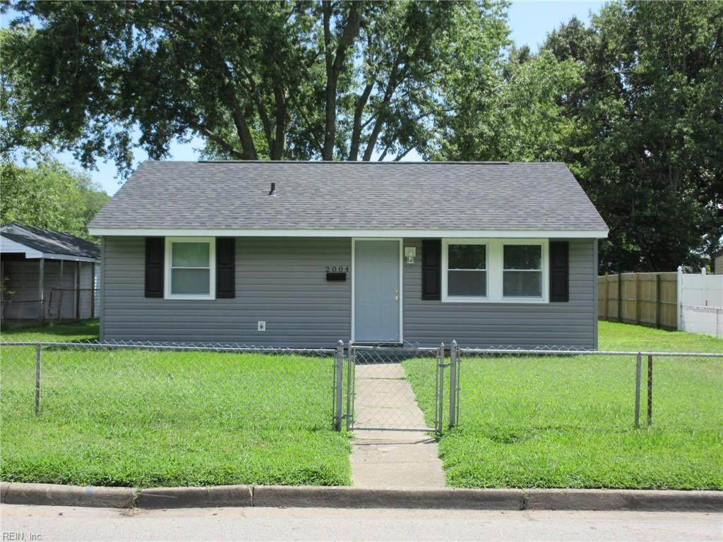 2004 Kensington Dr - Photo 1