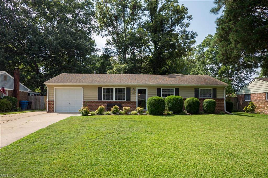 453 Garrison Pl - Photo 1