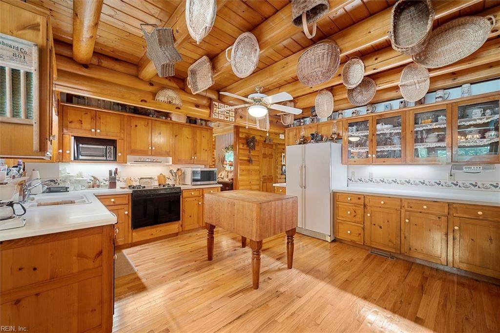 32226 Seacock Chapel Rd - Photo 1