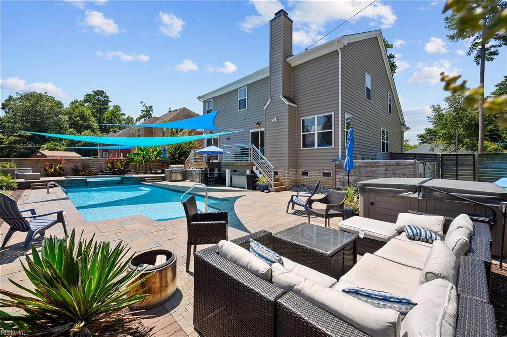 2201 Dills Ct - Photo 1