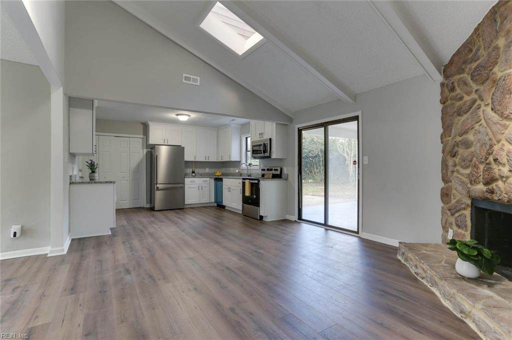 1350 Cypress Pl - Photo 1