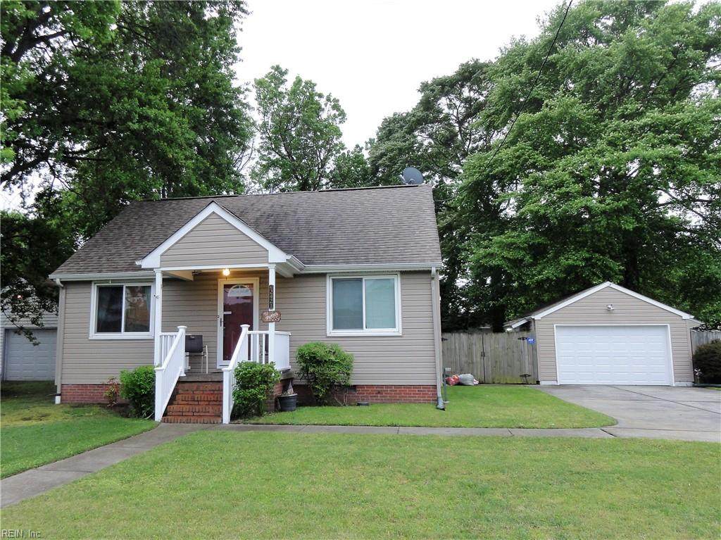 2421 Rush St - Photo 1
