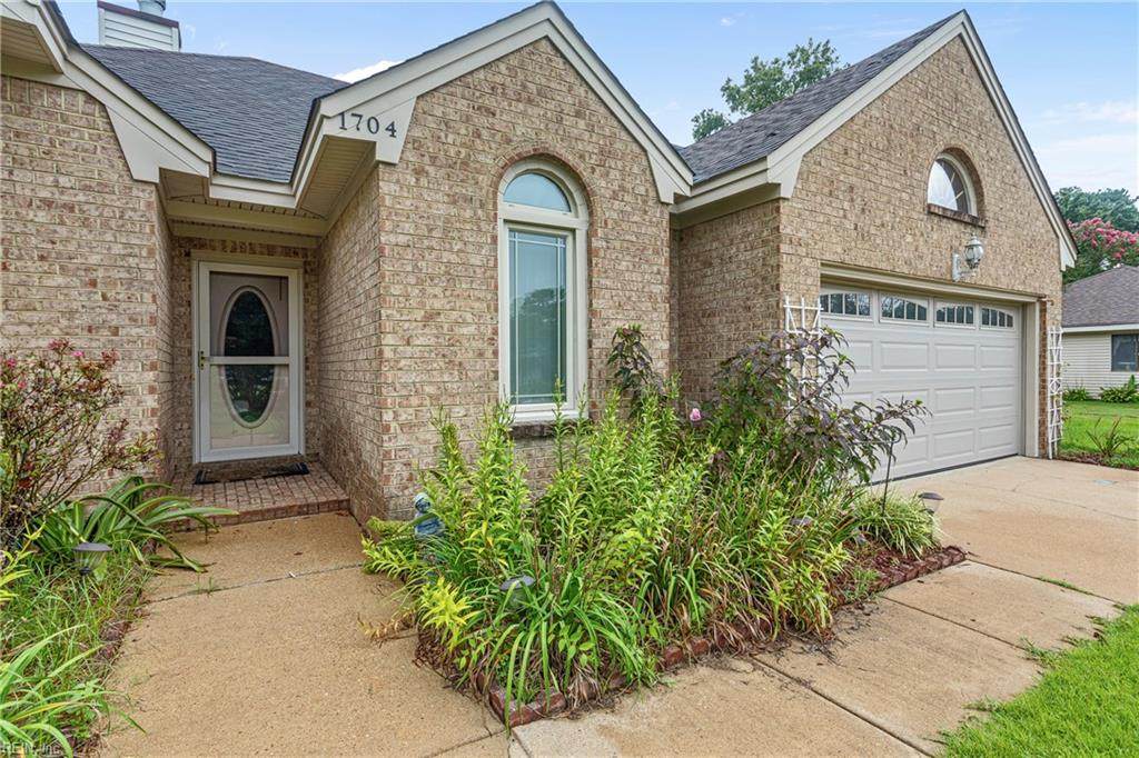1704 Silo Ct - Photo 1