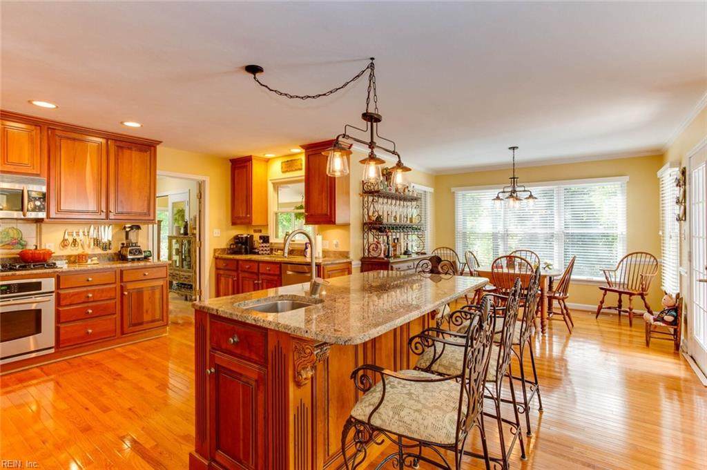 4656 Leeward Dr - Photo 1