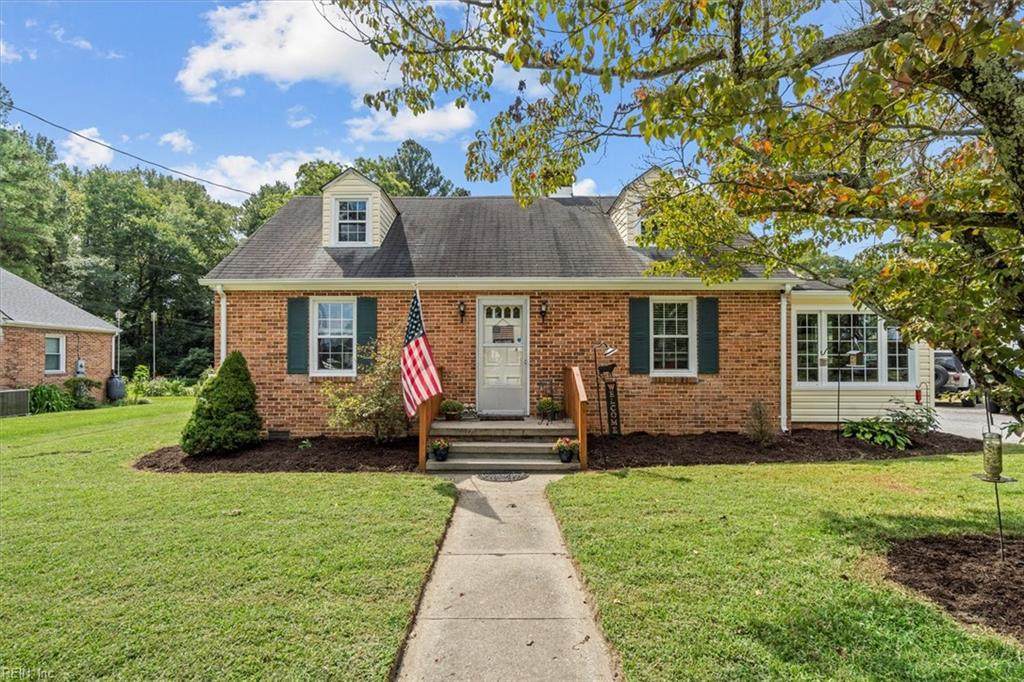 6739 Netherland Dr - Photo 1