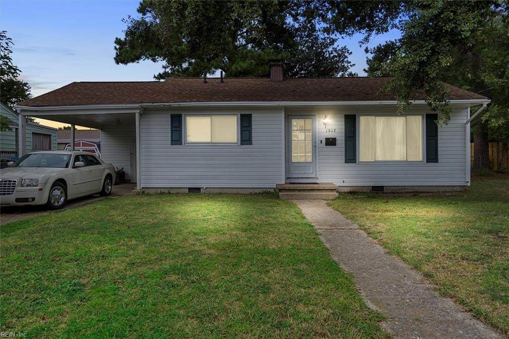 1517 Hedgerow Dr - Photo 1