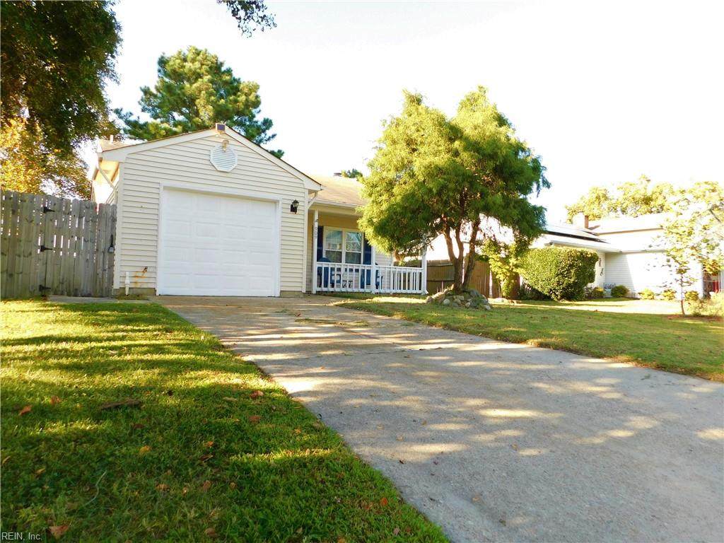 909 Daniel Maloney Dr - Photo 1
