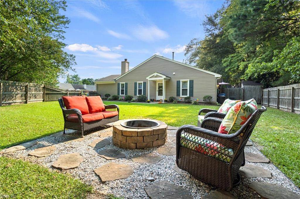 928 Wickford Dr - Photo 1