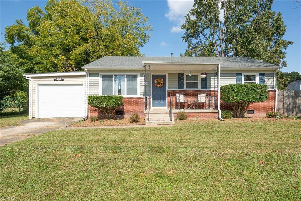 2736 Fenway Ave - Photo 1
